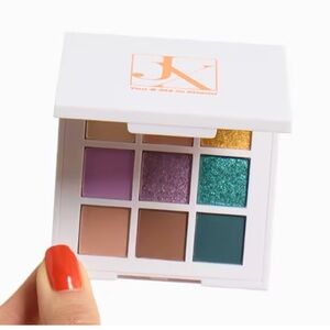 ❤️ 3/$25 JUST XIMENA You & Me in Miami Eyeshadow Palette